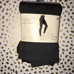 NWT seamless twill leggings gray